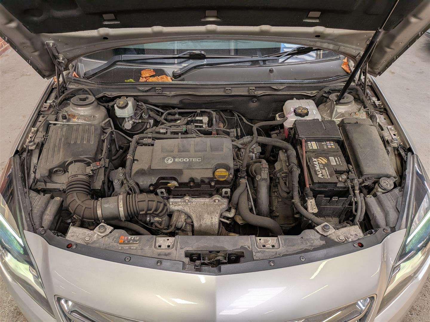 <p>2014 VAUXHALL INSIGNIA TECH LINE S/S</p>