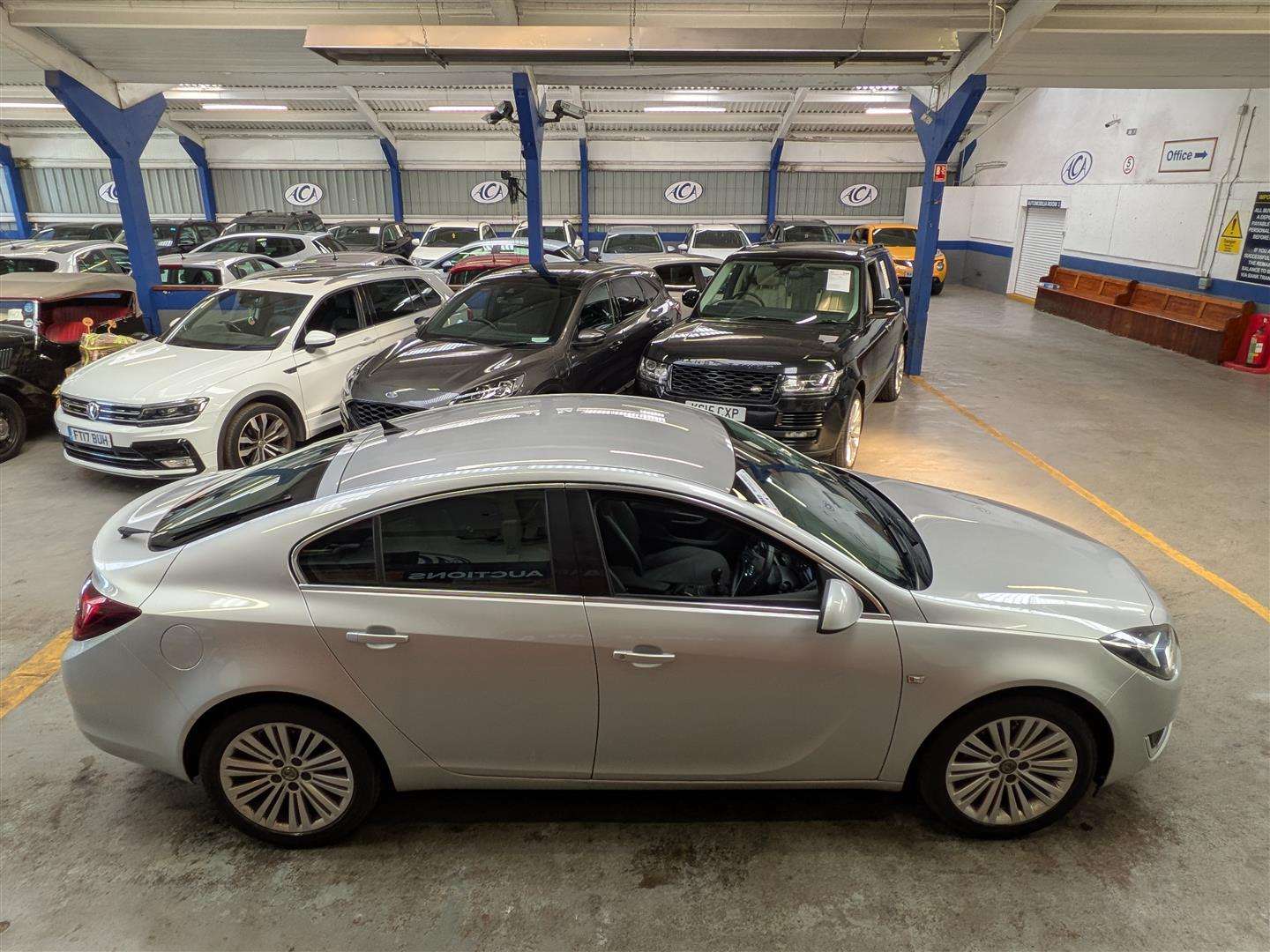 <p>2014 VAUXHALL INSIGNIA TECH LINE S/S</p>
