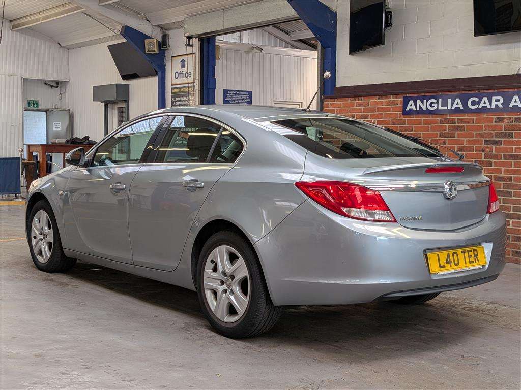 <p>2011 VAUXHALL INSIGNIA EXCLUSIV</p>