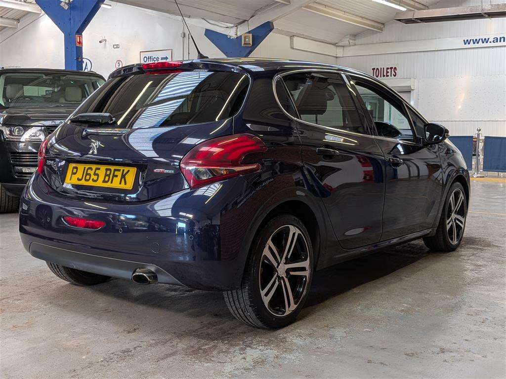 <p>2015 PEUGEOT 208 GT LINE S/S</p>