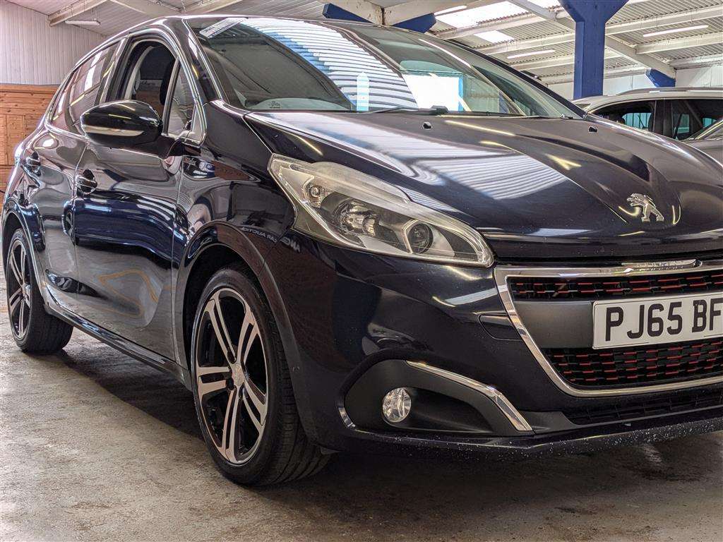 <p>2015 PEUGEOT 208 GT LINE S/S</p>