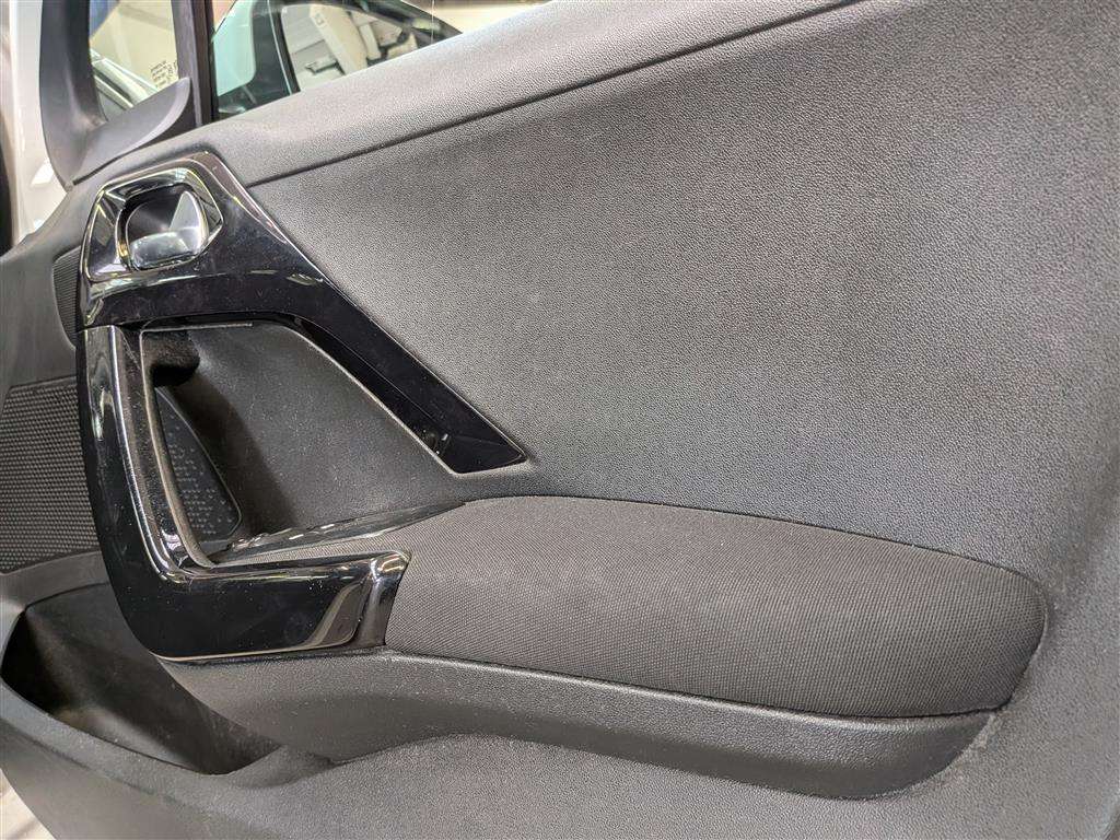 <p>2014 PEUGEOT 208 ALLURE</p>