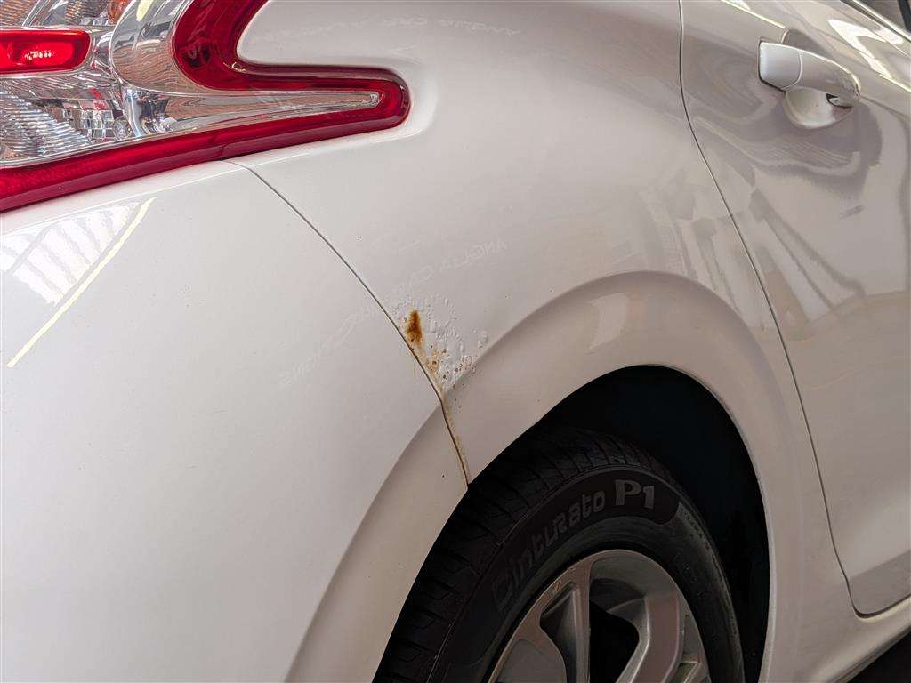 <p>2014 PEUGEOT 208 ALLURE</p>