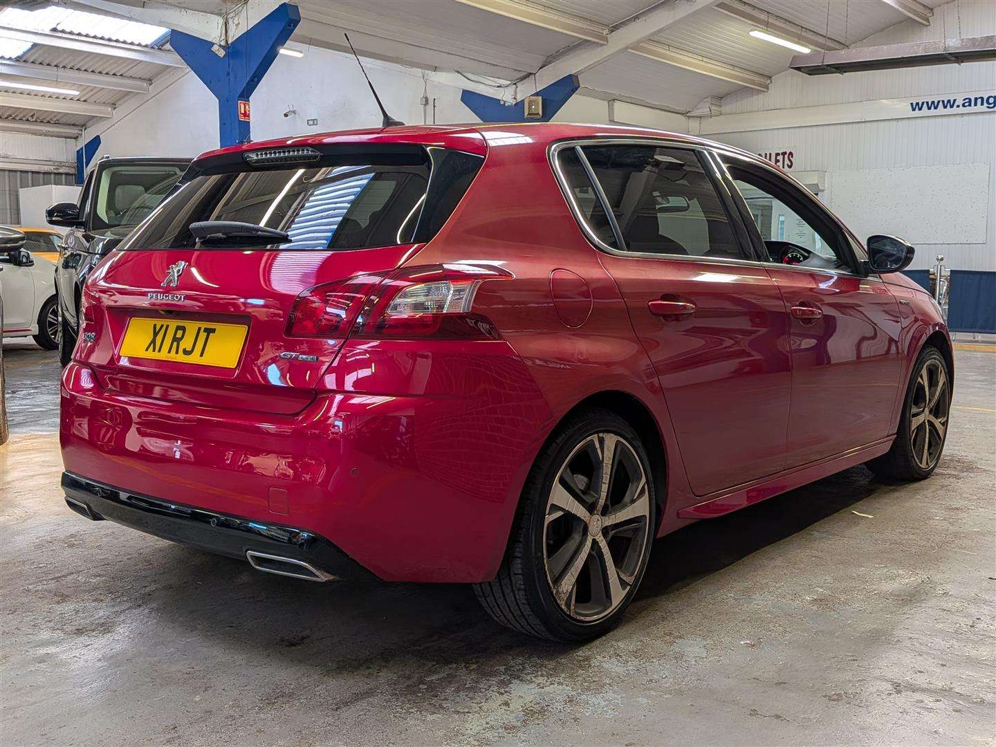 <p>2017 PEUGEOT 308 GT LINE S/S</p>