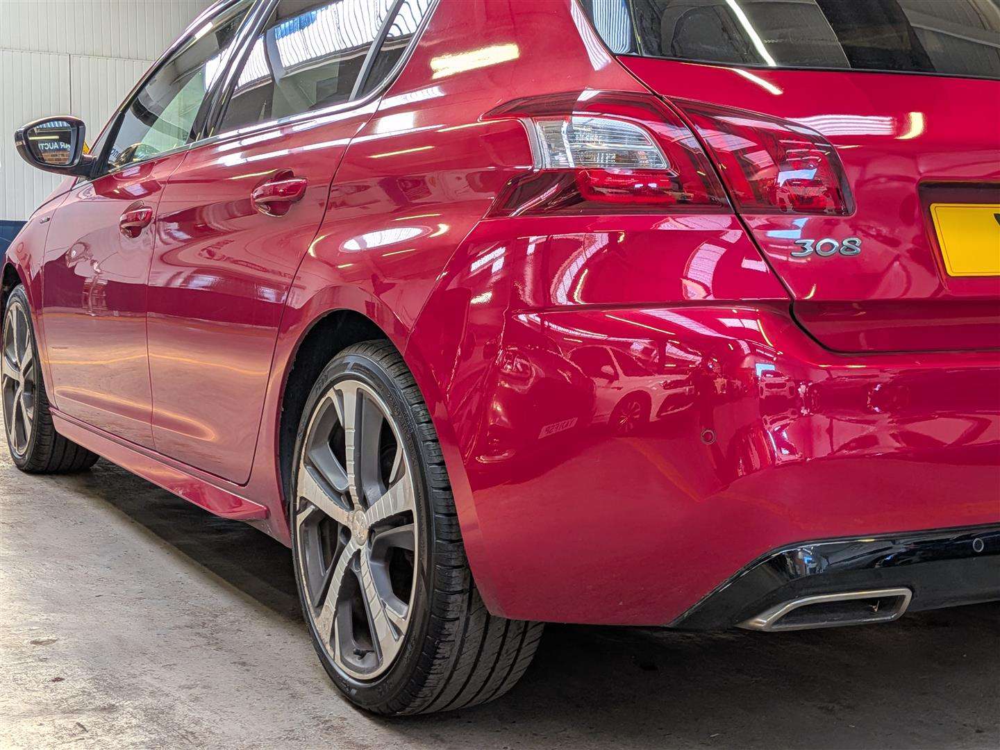 <p>2017 PEUGEOT 308 GT LINE S/S</p>