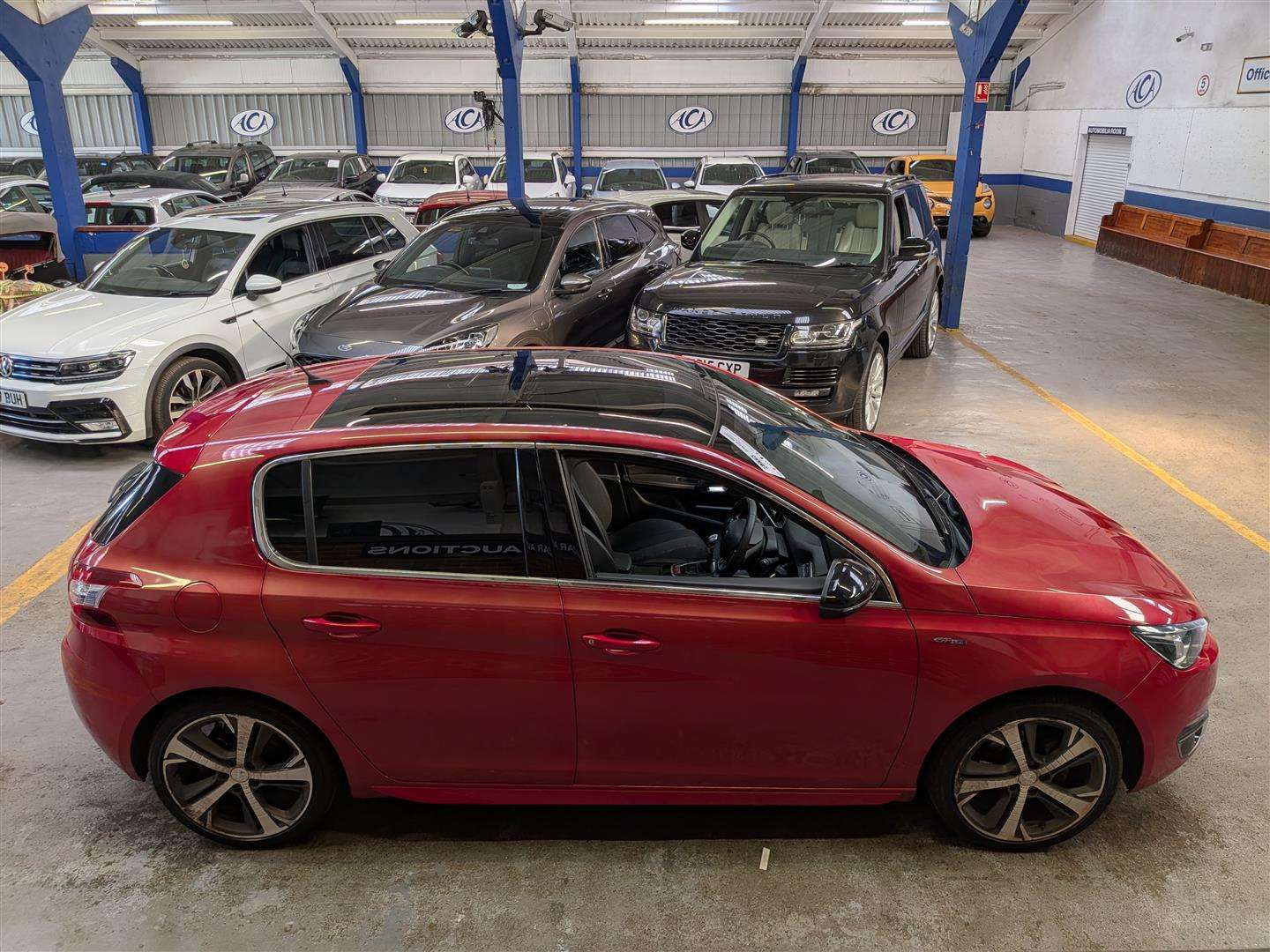 <p>2017 PEUGEOT 308 GT LINE S/S</p>