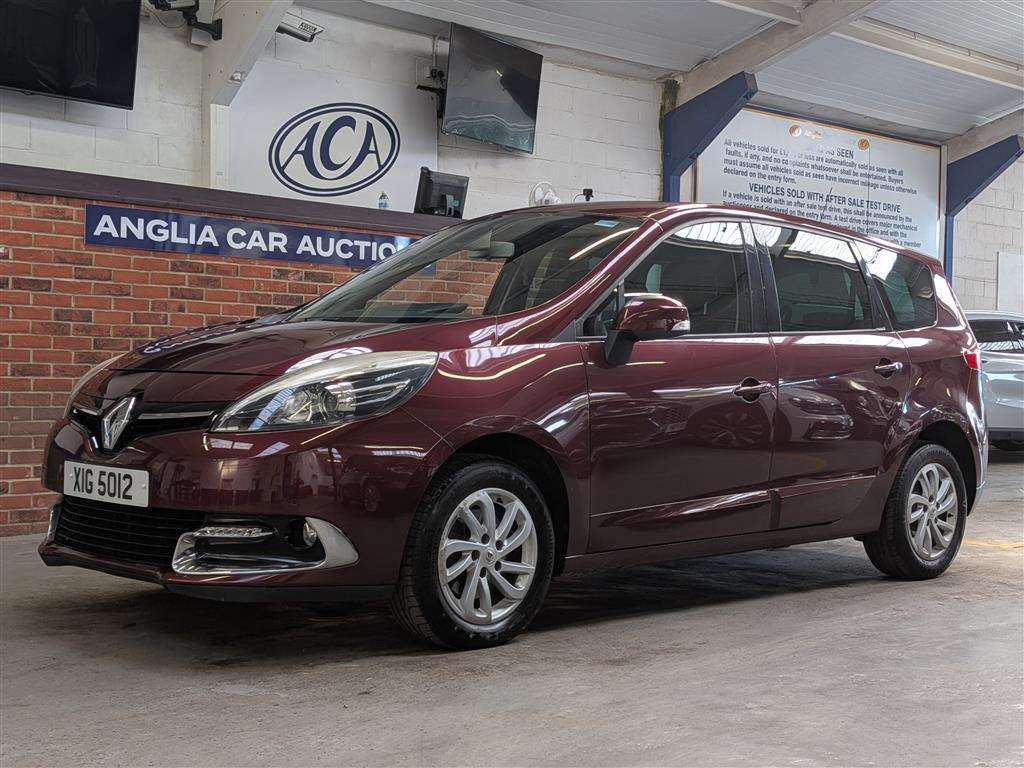 <p>2014 RENAULT GRAND SCENIC DY-QUE T-T D</p>