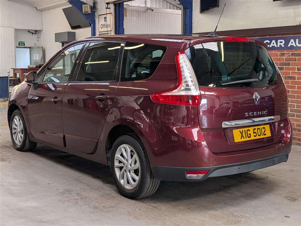 <p>2014 RENAULT GRAND SCENIC DY-QUE T-T D</p>