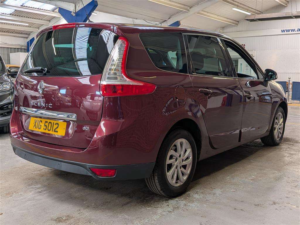 <p>2014 RENAULT GRAND SCENIC DY-QUE T-T D</p>