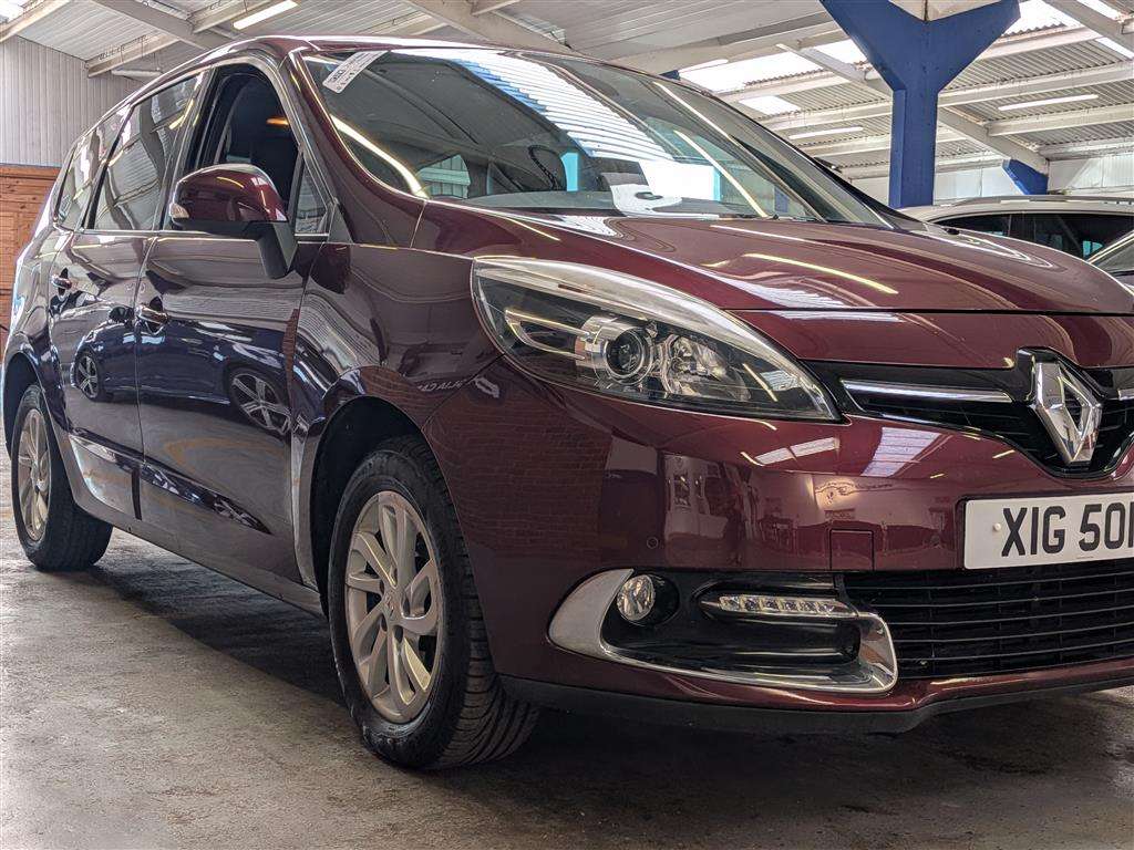 <p>2014 RENAULT GRAND SCENIC DY-QUE T-T D</p>