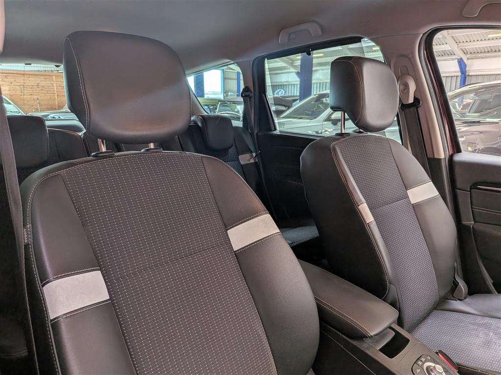 <p>2014 RENAULT GRAND SCENIC DY-QUE T-T D</p>