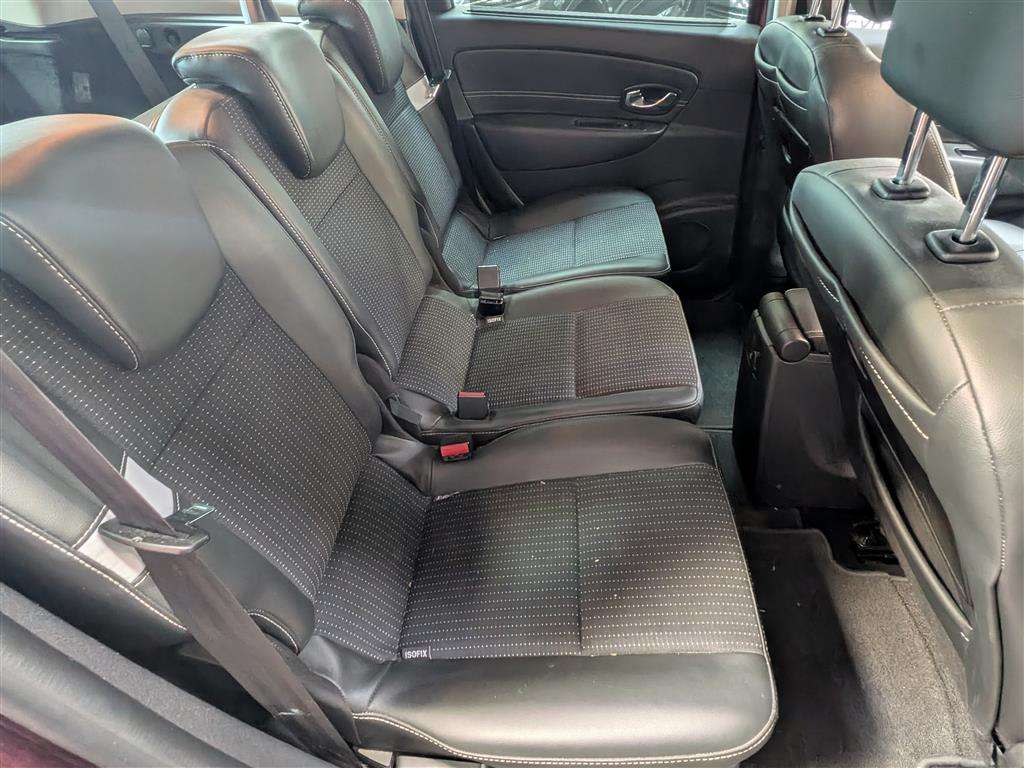 <p>2014 RENAULT GRAND SCENIC DY-QUE T-T D</p>