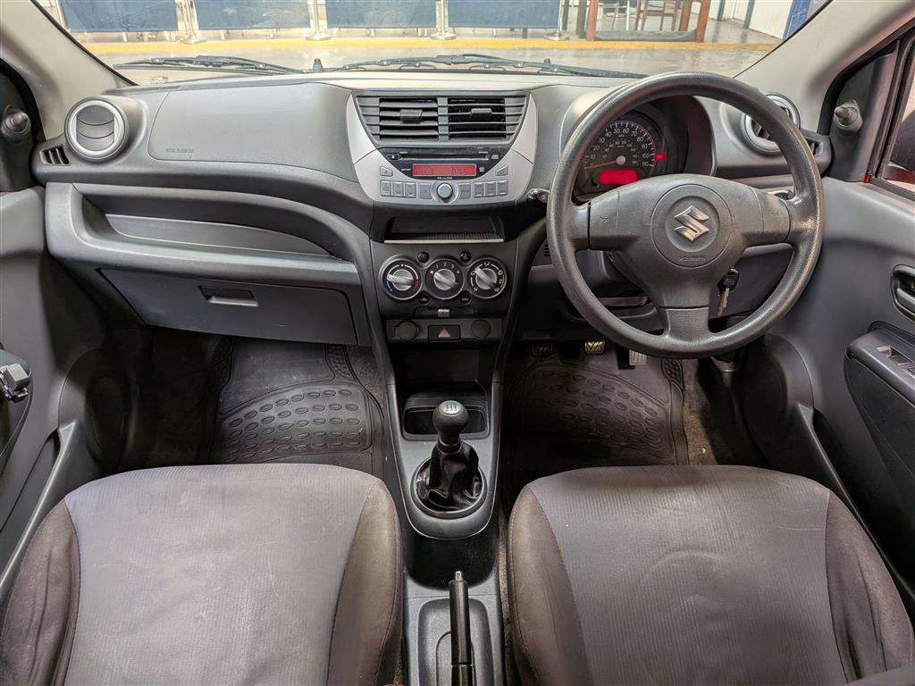 <p>2014 SUZUKI ALTO SZ</p>