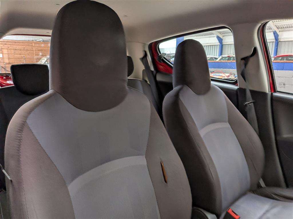 <p>2014 SUZUKI ALTO SZ</p>