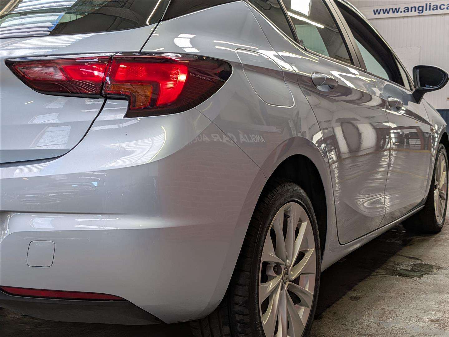 <p>2016 VAUXHALL ASTRA DESIGN</p>