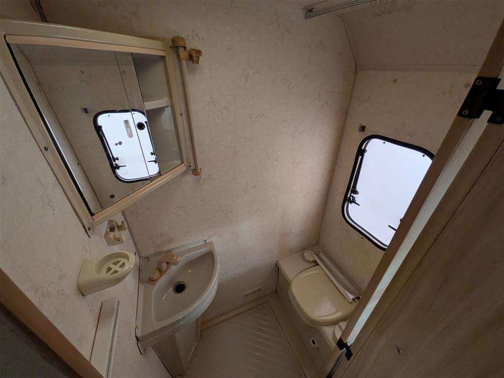 <p>1992 TALBOT EXPRESS 1300 D</p>