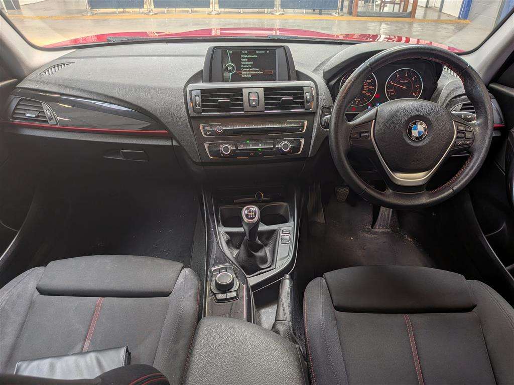 <p>2014 BMW 120D SPORT</p>