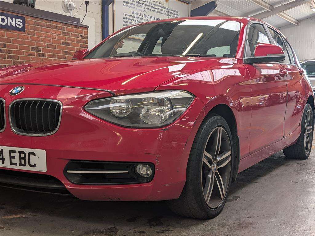 <p>2014 BMW 120D SPORT</p>