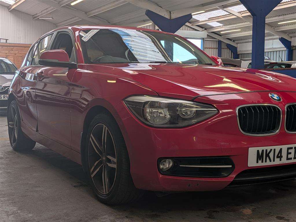 <p>2014 BMW 120D SPORT</p>