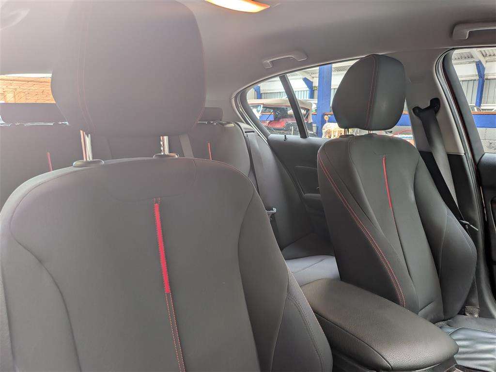 <p>2014 BMW 120D SPORT</p>