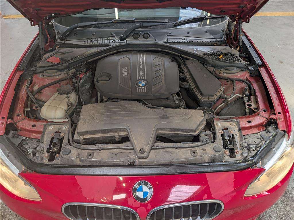<p>2014 BMW 120D SPORT</p>