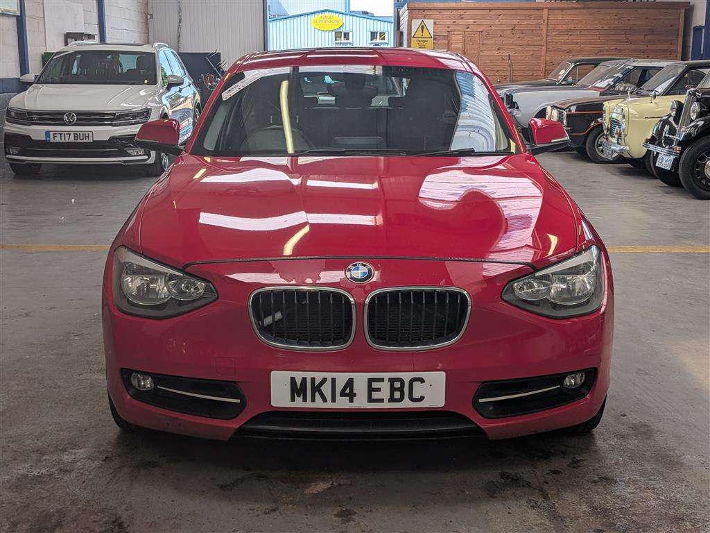 <p>2014 BMW 120D SPORT</p>