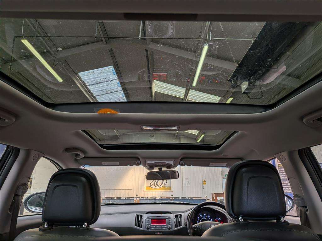 <p>2011 KIA SPORTAGE KX-2 CRDI</p>