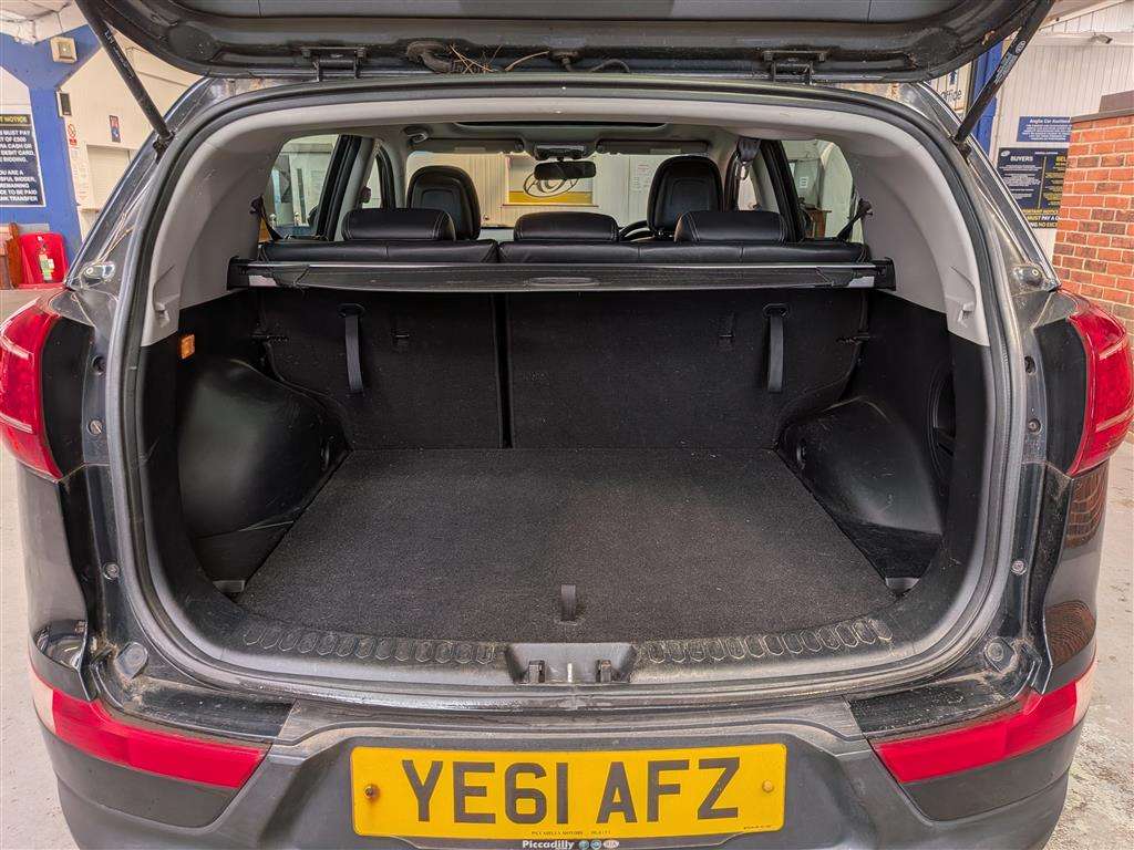 <p>2011 KIA SPORTAGE KX-2 CRDI</p>
