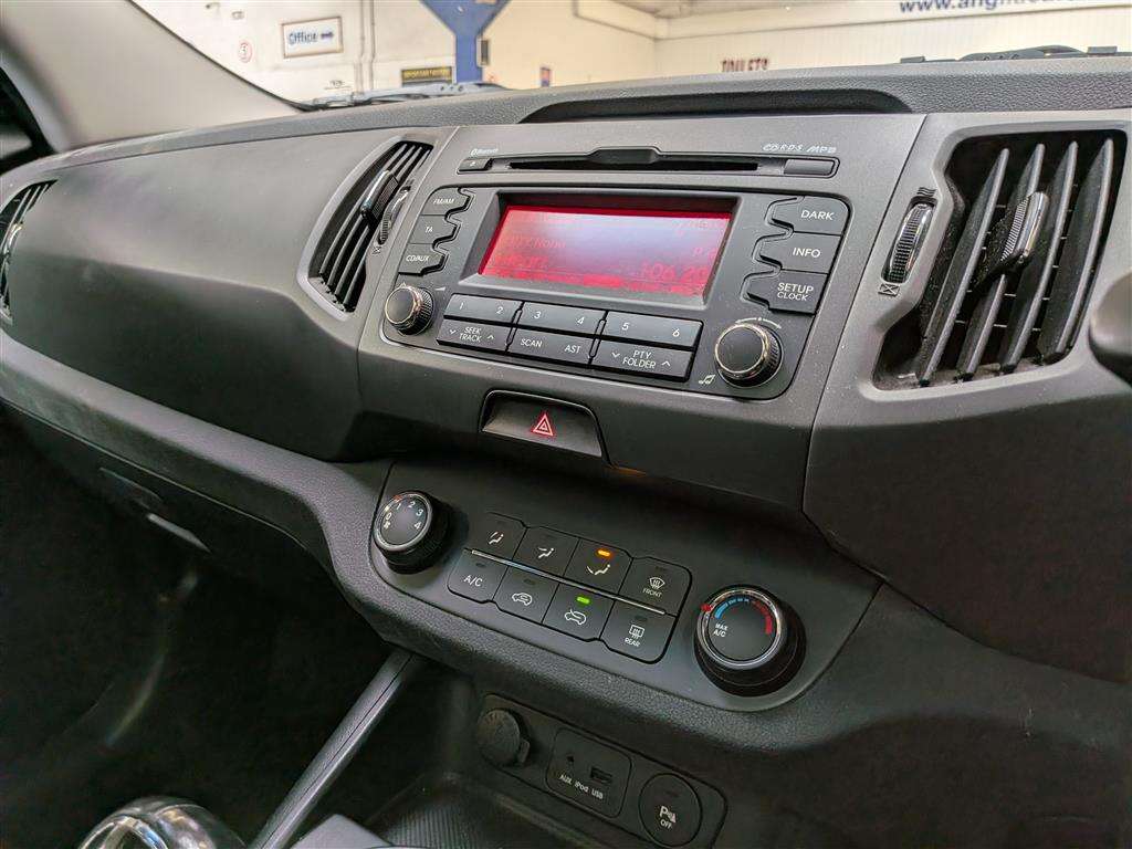 <p>2011 KIA SPORTAGE KX-2 CRDI</p>