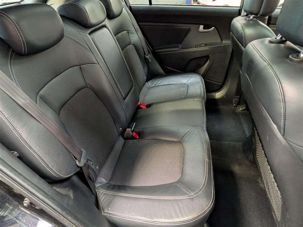 <p>2011 KIA SPORTAGE KX-2 CRDI</p>