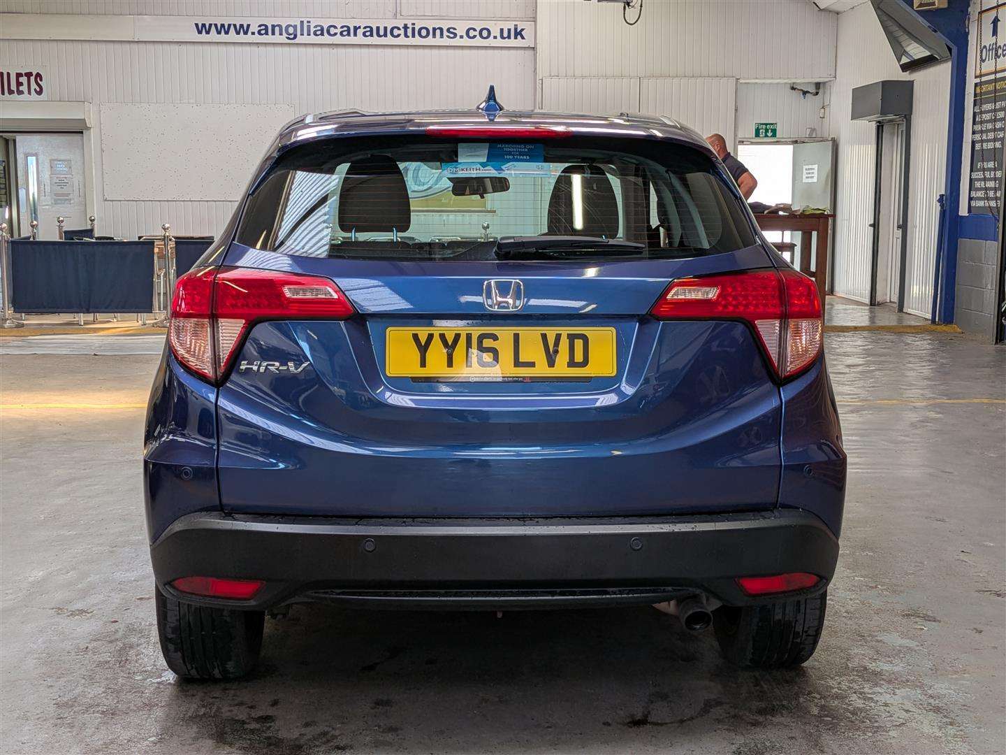 <p>2016 HONDA HR-V SE I-VTEC</p>