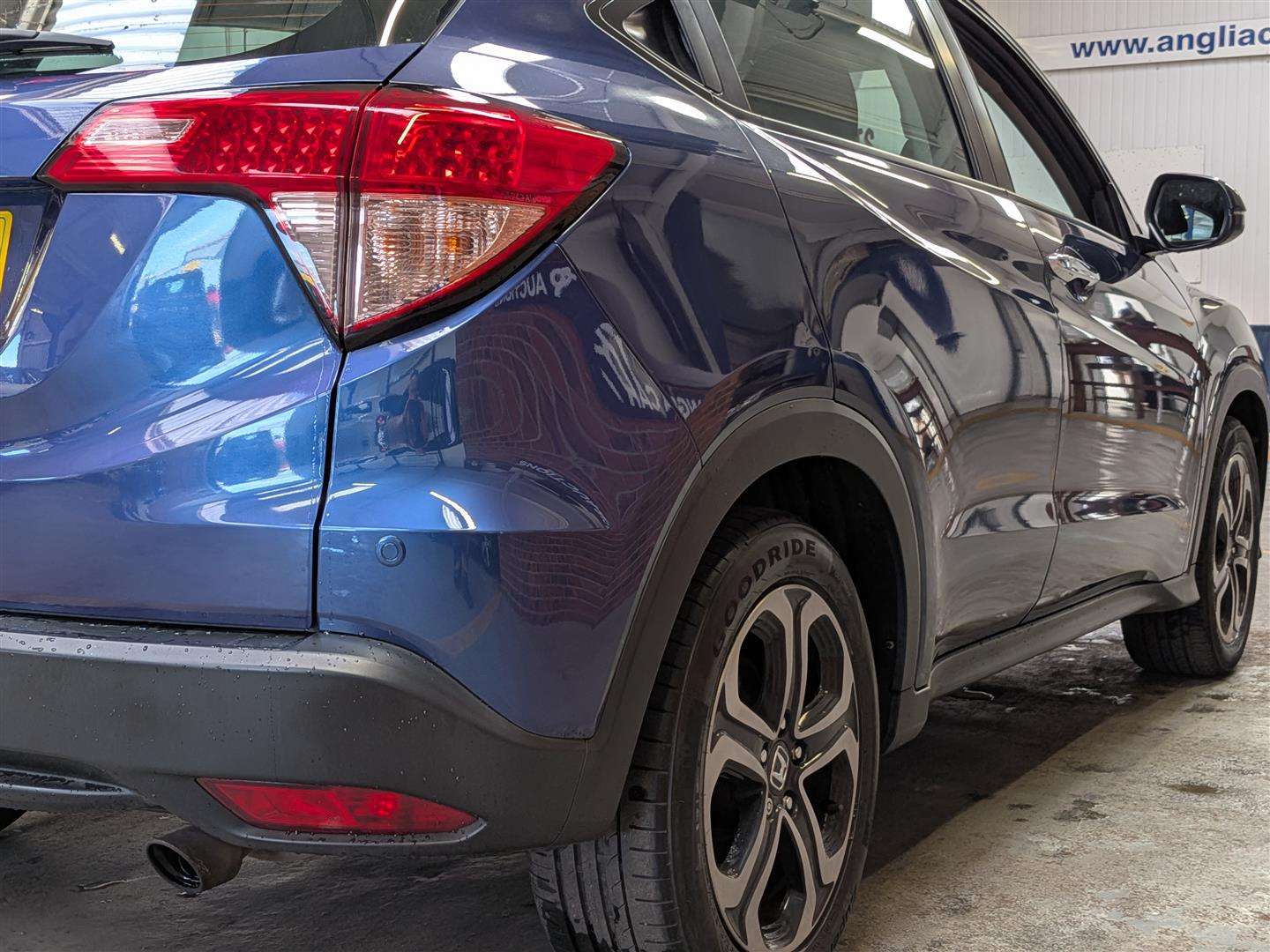 <p>2016 HONDA HR-V SE I-VTEC</p>