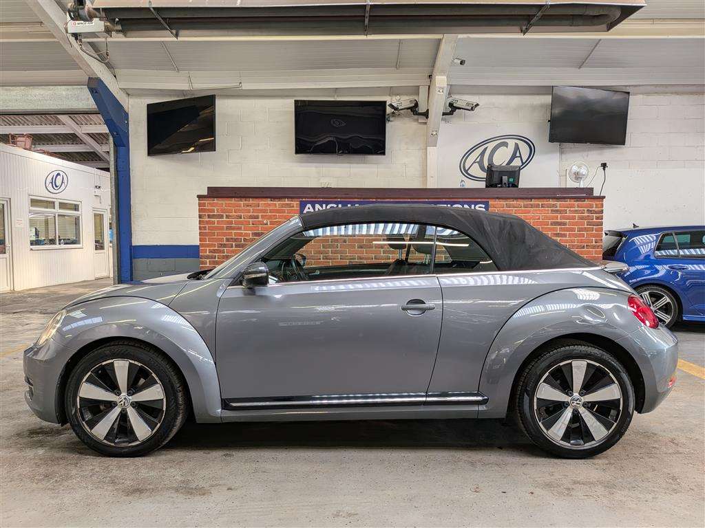 <p>2014 VOLKSWAGEN BEETLE SPORT TDI S-A</p>