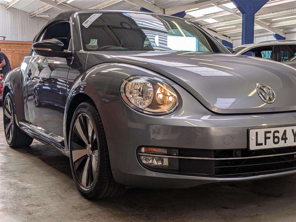 <p>2014 VOLKSWAGEN BEETLE SPORT TDI S-A</p>