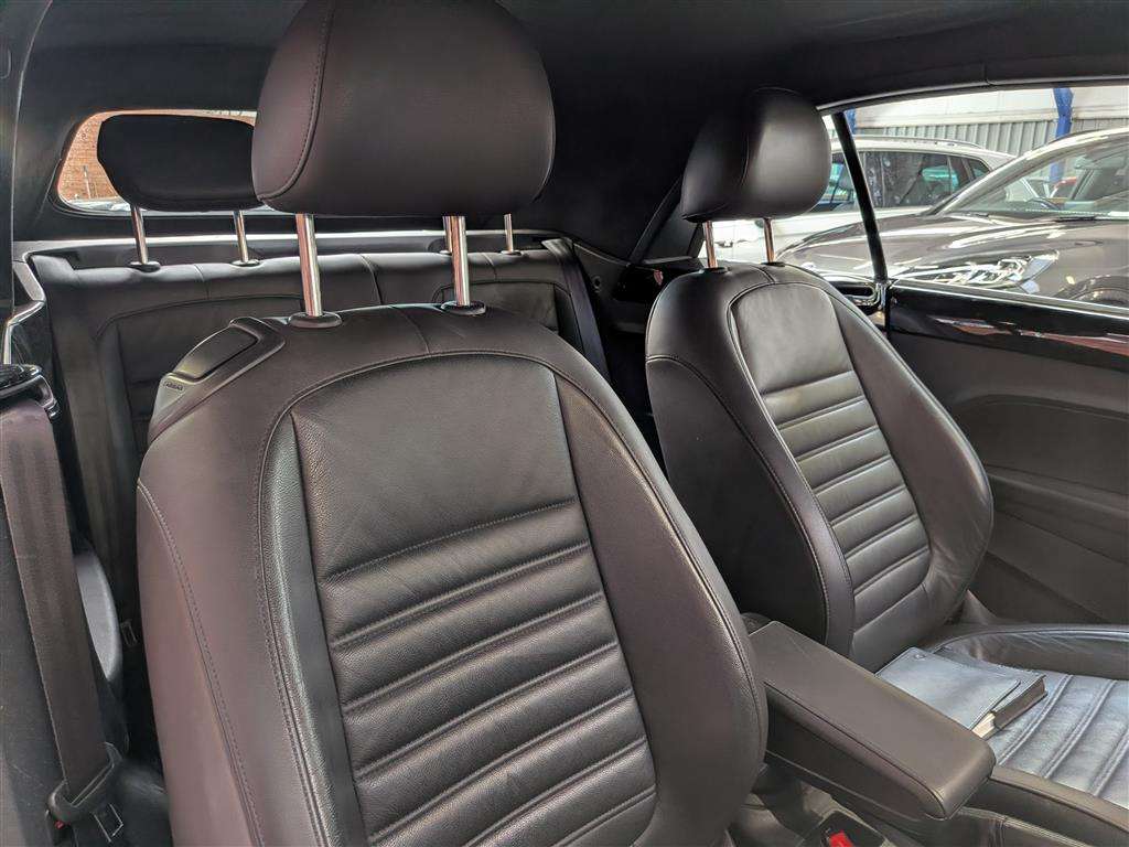 <p>2014 VOLKSWAGEN BEETLE SPORT TDI S-A</p>