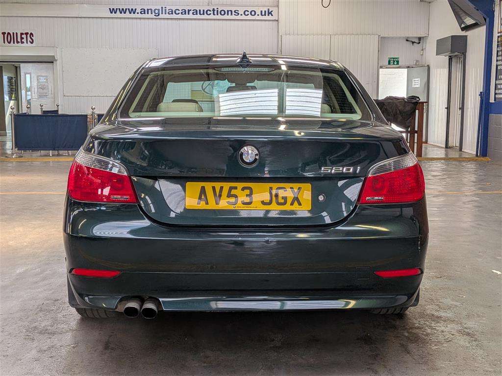 <p>2003 BMW 520I SE AUTO</p>