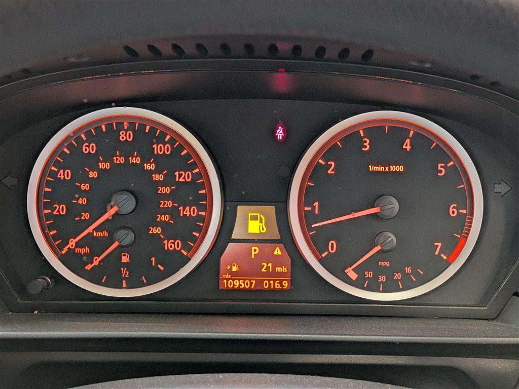 <p>2003 BMW 520I SE AUTO</p>