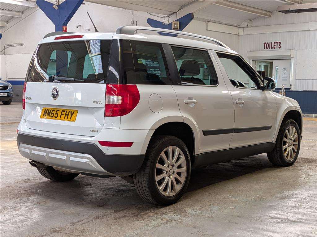 <p>2015 SKODA YETI OUTDOOR SE TDI SCR 4</p>