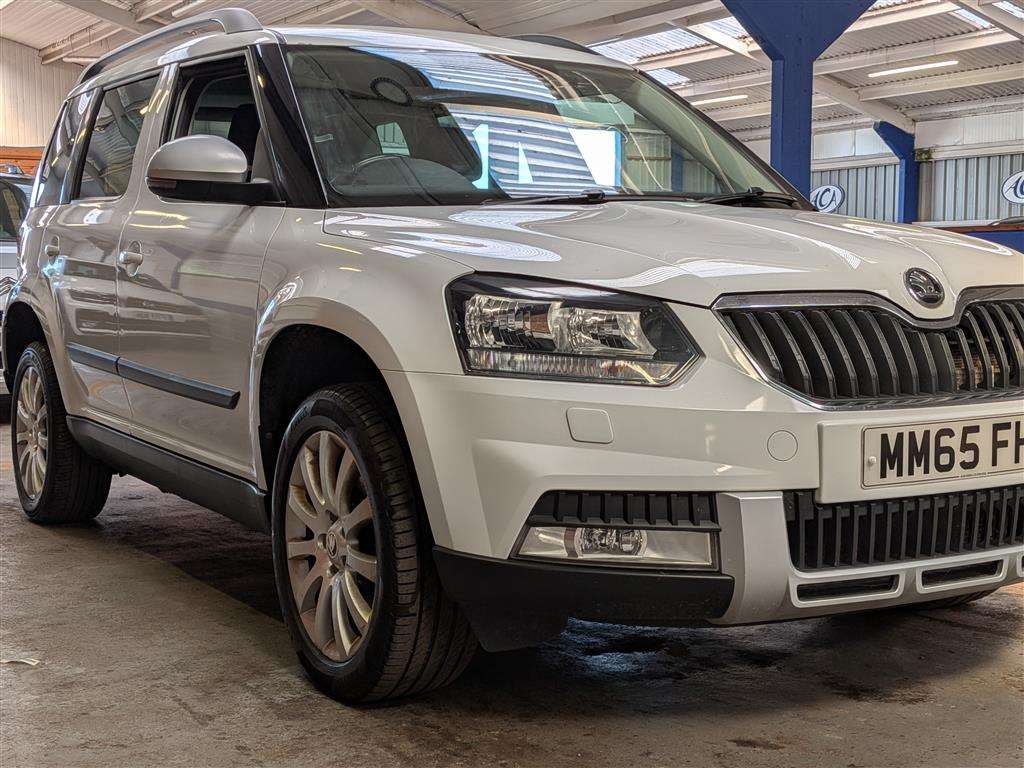 <p>2015 SKODA YETI OUTDOOR SE TDI SCR 4</p>