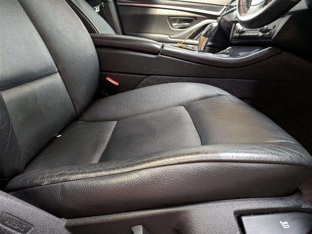 <p>2013 BMW 525D SE AUTO</p>