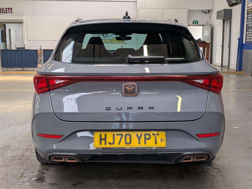 <p>2020 CUPRA LEON FIRST EDITION PHEV S</p>