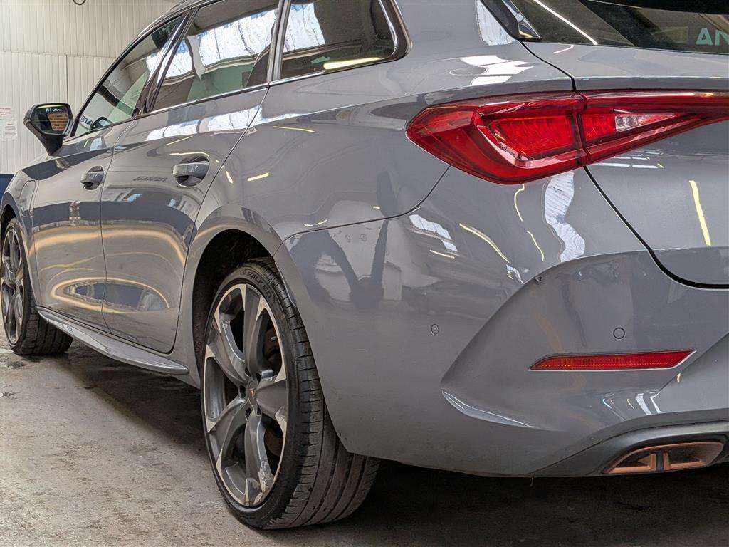 <p>2020 CUPRA LEON FIRST EDITION PHEV S</p>