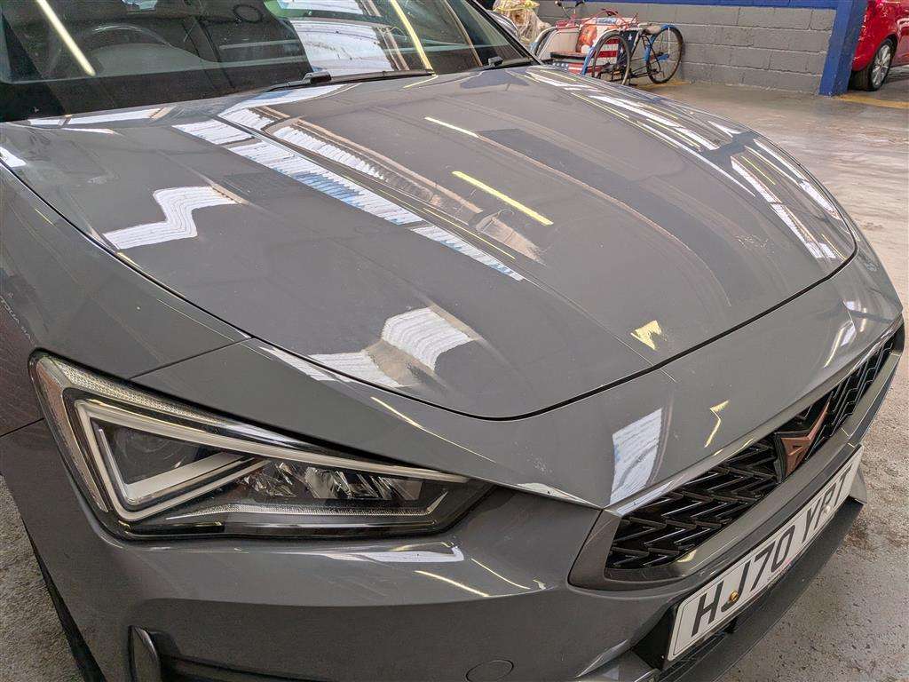 <p>2020 CUPRA LEON FIRST EDITION PHEV S</p>