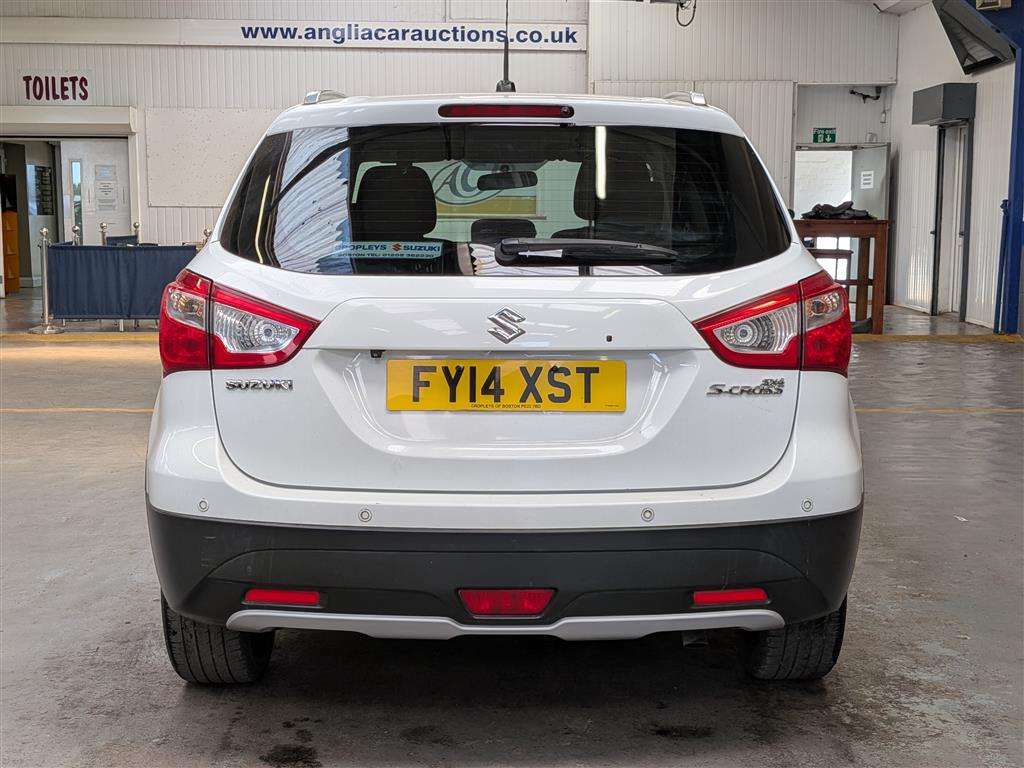 <p>2014 SUZUKI SX4 S-CROSS SZ-T DDIS</p>