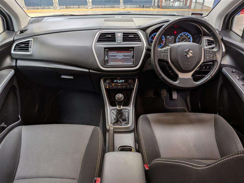 <p>2014 SUZUKI SX4 S-CROSS SZ-T DDIS</p>