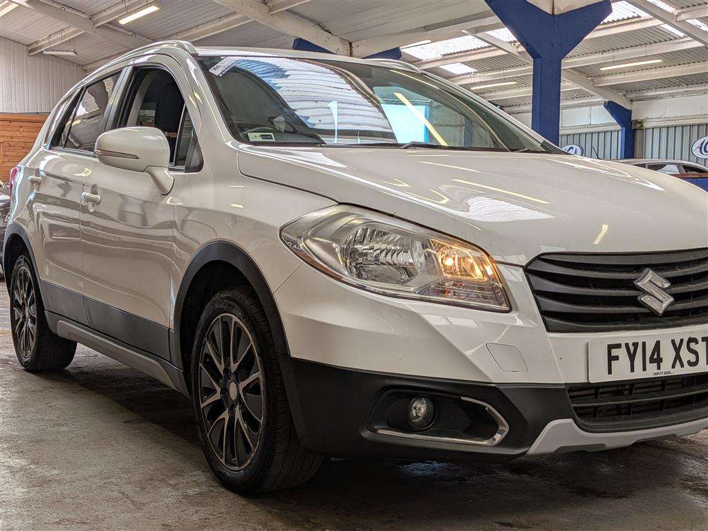 <p>2014 SUZUKI SX4 S-CROSS SZ-T DDIS</p>