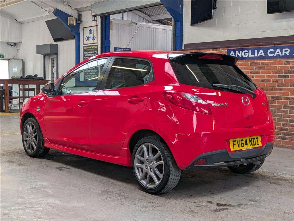 <p>2015 MAZDA 2 SPORT COLOUR EDITION</p>