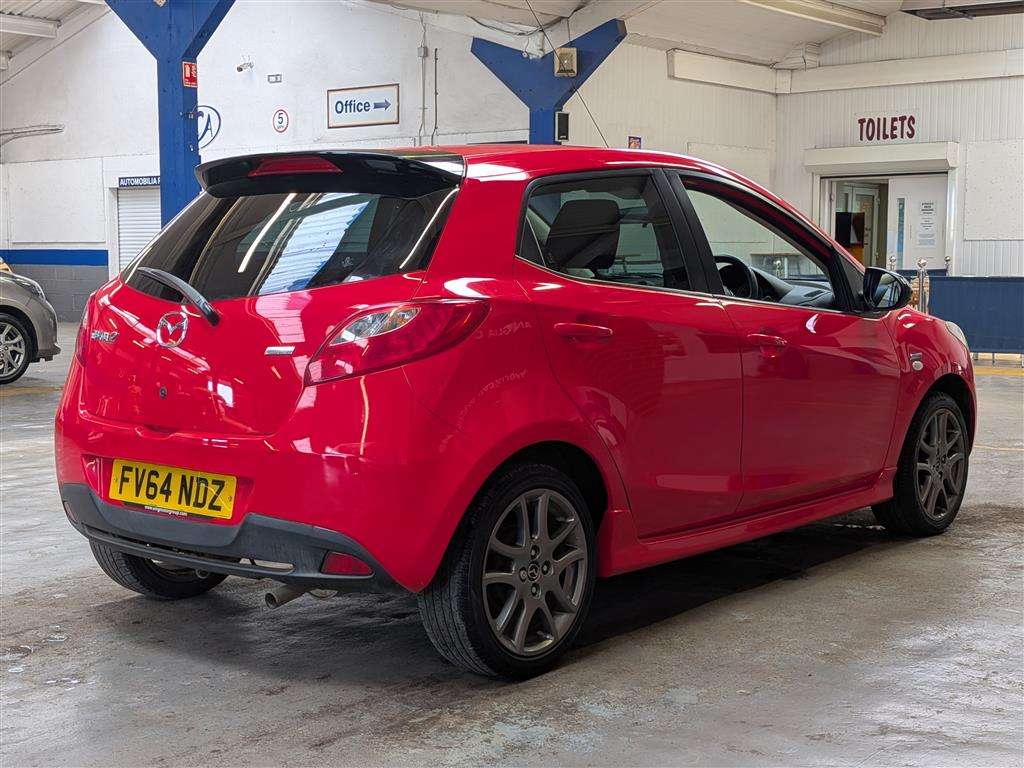 <p>2015 MAZDA 2 SPORT COLOUR EDITION</p>