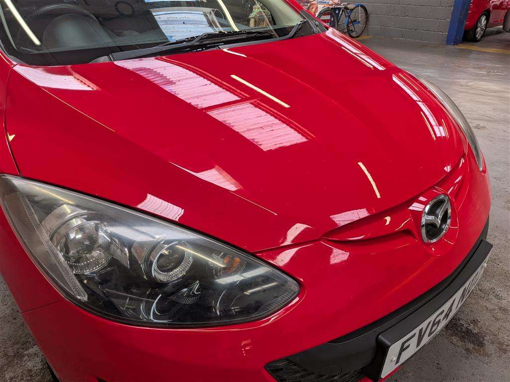 <p>2015 MAZDA 2 SPORT COLOUR EDITION</p>