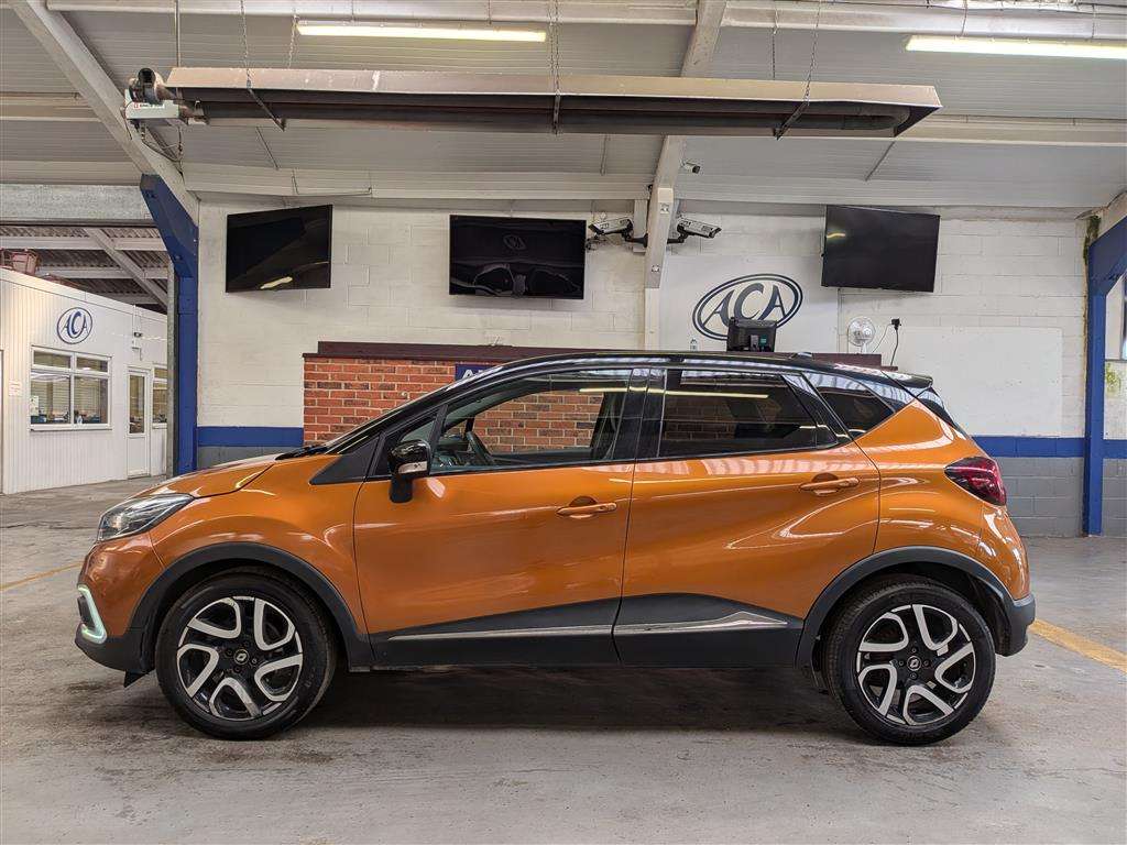 <p>2018 RENAULT CAPTUR ICONIC DCI AUTO</p>